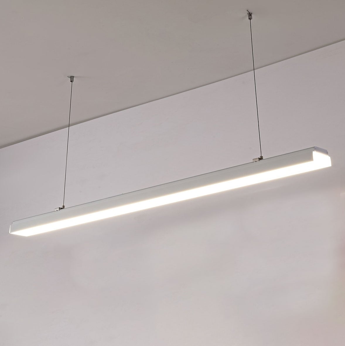 LED линейно алуминиево тяло LEDMax 50W 4000K бяло