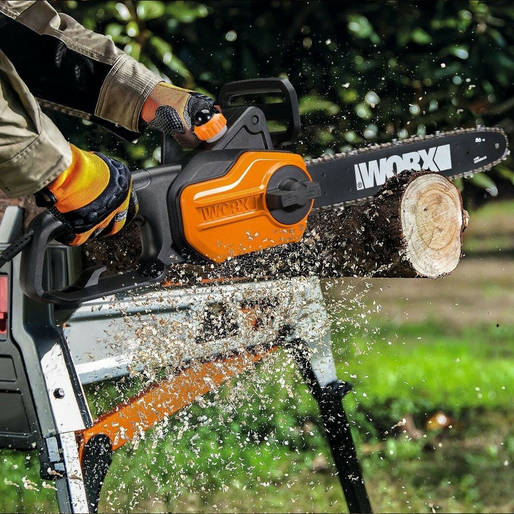 Есенна градинска техника